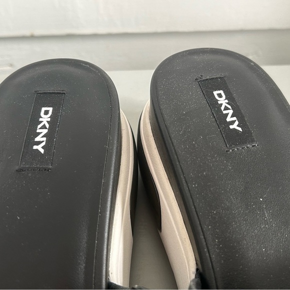 NWOT DKNY Slide In Platform Sandals  Sz 10 - Picture 9 of 12